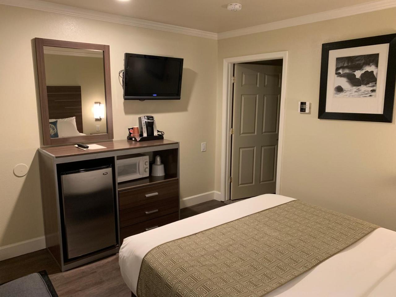 El Castell Motel Monterrey